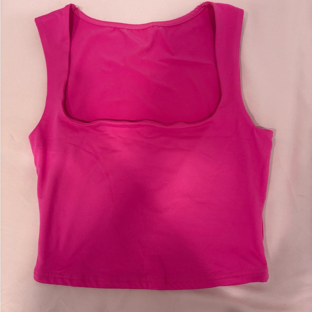 Hot pink small tank